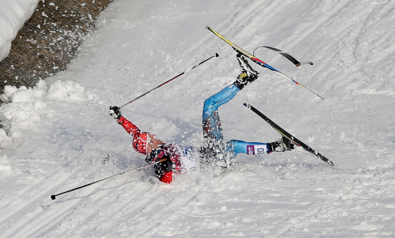 Illustration for article titled Canadian Coach Comes To Rescue Of Russian With Broken Ski